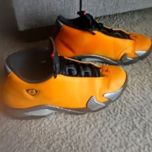 Jordan 14 Retro 'Reverse Ferrari'